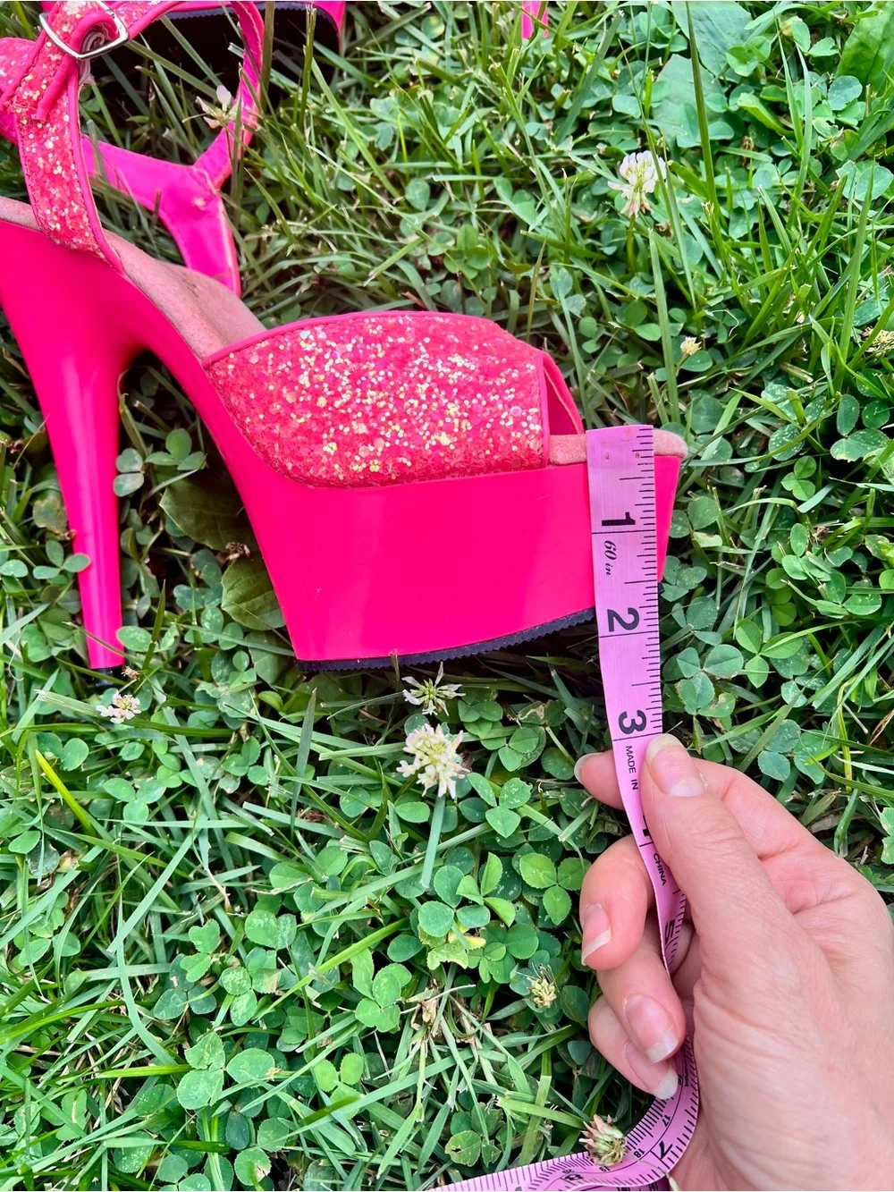 Pleaser Delight Dancer Stage Stripper Heels neon pink gold glitter 6” spike 7